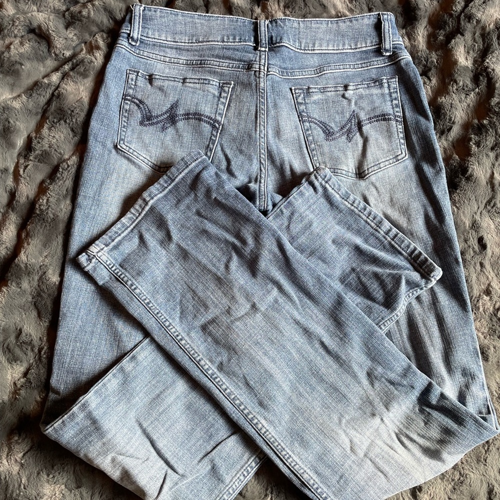 7/34 Wrangler bootcut Jeans